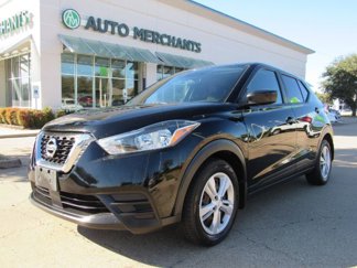 Used 2020 Nissan Kicks S image 1