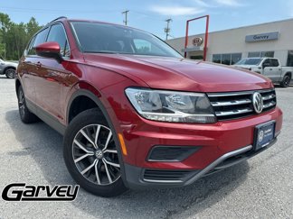 Used 2019 Volkswagen Tiguan SE w/ Panoramic Sunroof Package image 1