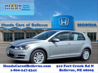 Used 2016 Volkswagen Golf S image 1
