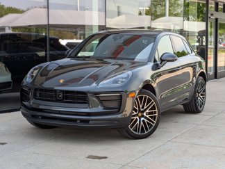 Certified 2024 Porsche Macan image 1