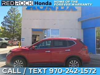 Used 2017 Nissan Rogue SV image 1