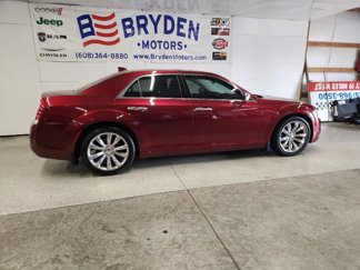 Used 2018 Chrysler 300 Limited w/ Safetytec Plus Group image 1