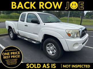 Used 2011 Toyota Tacoma PreRunner image 1