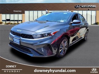 Used 2023 Kia Forte LXS image 1