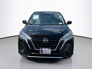 Used 2024 Nissan Kicks S image 1
