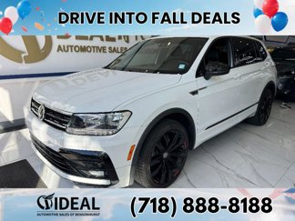 Used 2020 Volkswagen Tiguan SE image 1