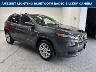 Used 2016 Jeep Cherokee Latitude image 1