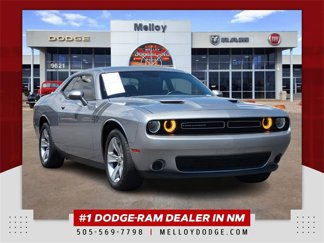 Used 2018 Dodge Challenger SXT video 1