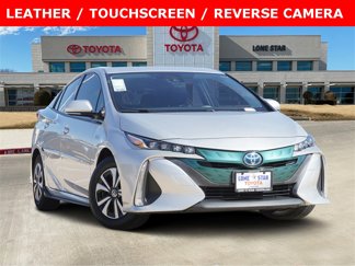Used 2017 Toyota Prius Prime Premium image 1