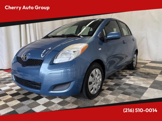 Used 2010 Toyota Yaris 4-Door Hatchback image 1