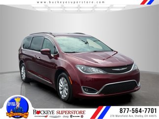 Used 2017 Chrysler Pacifica Touring-L image 1