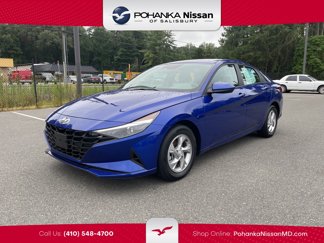 Used 2023 Hyundai Elantra SE image 1
