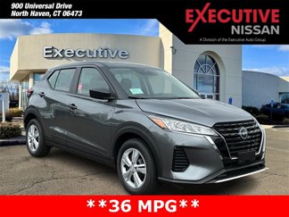 New 2025 Nissan Kicks Play S image 1