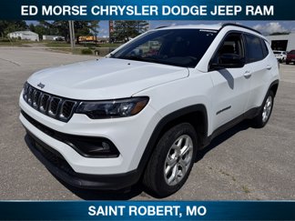 New 2025 Jeep Compass Latitude image 1