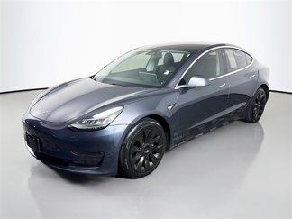Used 2018 Tesla Model 3 Long Range video 3