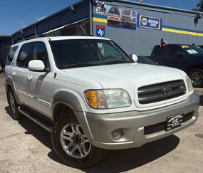 Used 2004 Toyota Sequoia SR5 image 1