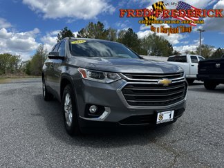 Used 2021 Chevrolet Traverse LT image 1
