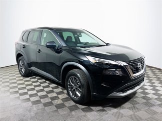 Used 2023 Nissan Rogue S image 1
