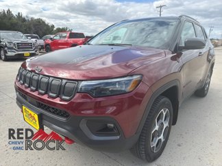 Used 2022 Jeep Compass Trailhawk w/ Trailhawk Elite Group image 1