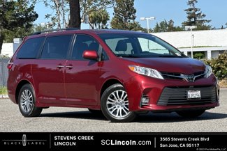 Used 2019 Toyota Sienna L image 1
