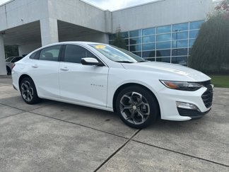Used 2023 Chevrolet Malibu LT image 1