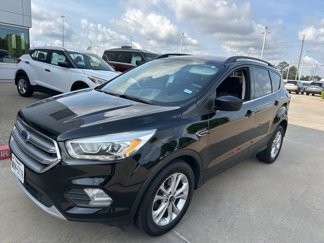 Used 2017 Ford Escape SE w/ Equipment Group 201A image 1