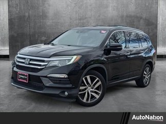 Used 2016 Honda Pilot Touring image 1