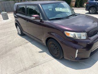 Used 2014 Scion xB image 1