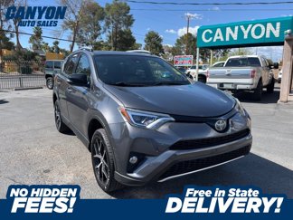 Used 2018 Toyota RAV4 SE image 1