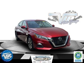 Used 2022 Nissan Altima 2.5 SV image 1