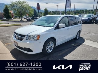 Used 2016 Dodge Grand Caravan SXT image 1