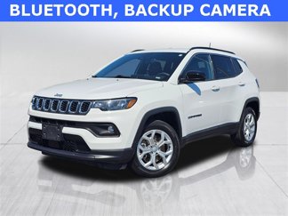 Used 2024 Jeep Compass Latitude image 1