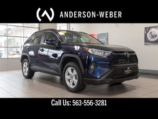 Used 2020 Toyota RAV4 XLE video 1