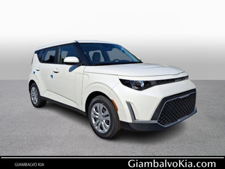 New 2025 Kia Soul LX image 1