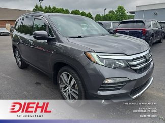Used 2017 Honda Pilot Elite image 1