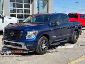 Used 2022 Nissan Titan SV w/ SV Convenience Package image 1