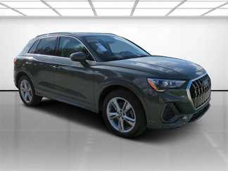 Used 2020 Audi Q3 2.0T Premium w/ Convenience Package image 1