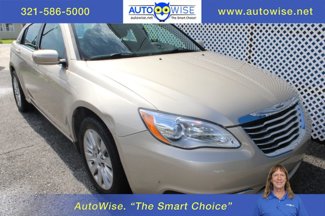 Used 2014 Chrysler 200 LX image 1