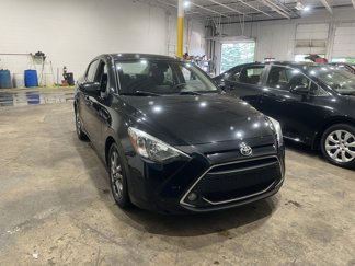 Used 2020 Toyota Yaris LE image 1