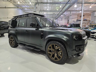 Used 2025 Land Rover Defender 110 V8 image 1