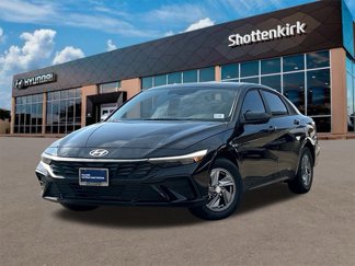 Certified 2025 Hyundai Elantra SE image 1
