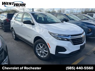 Used 2023 Chevrolet Equinox LS image 1