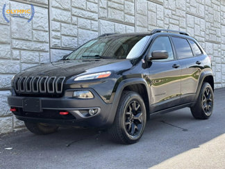 Used 2015 Jeep Cherokee Trailhawk w/ Comfort/Convenience Group image 1