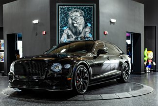 Used 2021 Bentley Flying Spur W12 image 1