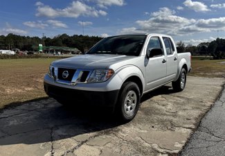 Used 2012 Nissan Frontier S image 1