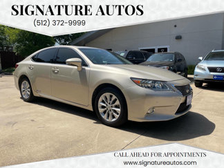Used 2013 Lexus ES 300h image 1