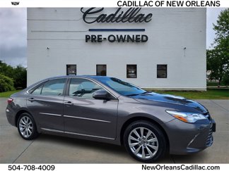 Used 2017 Toyota Camry LE image 1