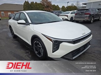 New 2025 Kia K4 EX image 1