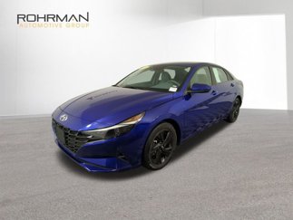 Used 2023 Hyundai Elantra SEL image 1