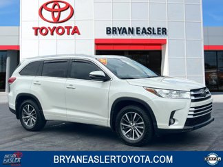 Used 2018 Toyota Highlander XLE image 1